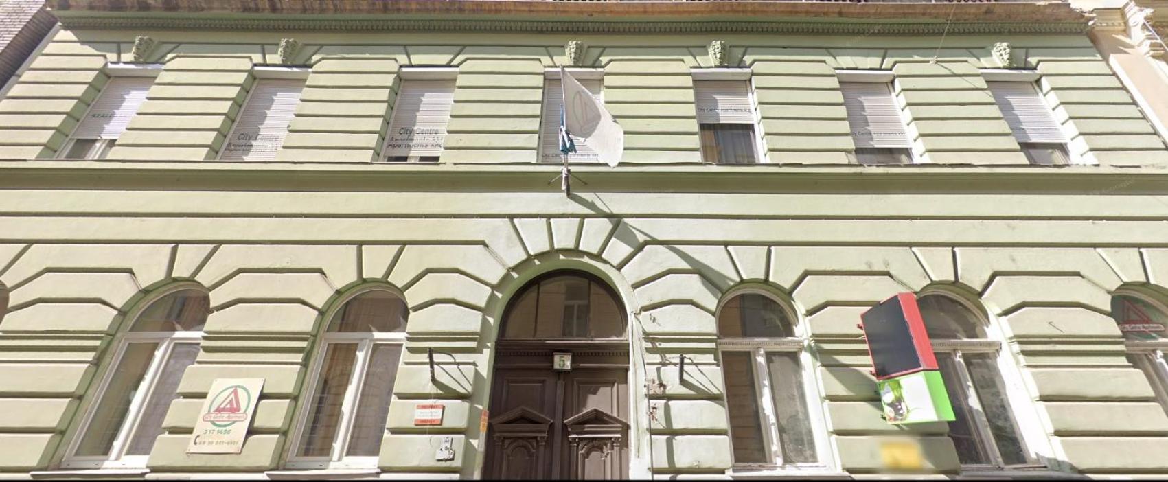 Szentkiralyi 5 - Double Basic In The City Center - Self-Check-In Budapest Exterior photo
